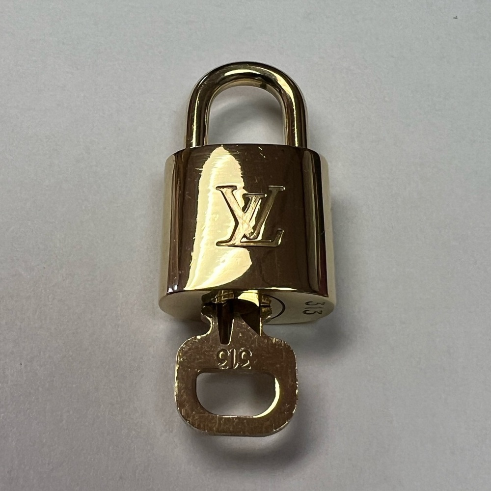 Louis Vuitton lock and key #313